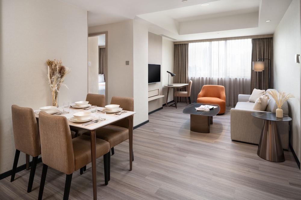 Park Avenue Clemenceau 25/45