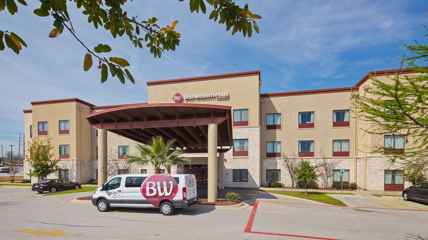 Best Western Plus Austin Airport Inn and Suites 24/31