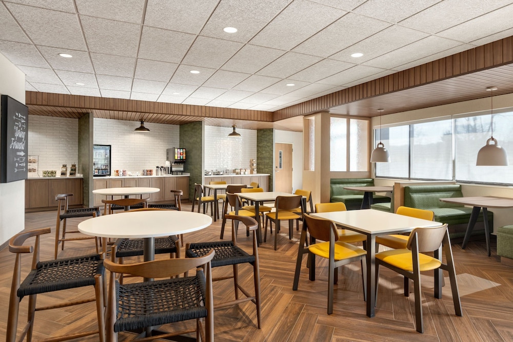 Fairfield Inn & Suites By Marriott Rockaway 19/28
