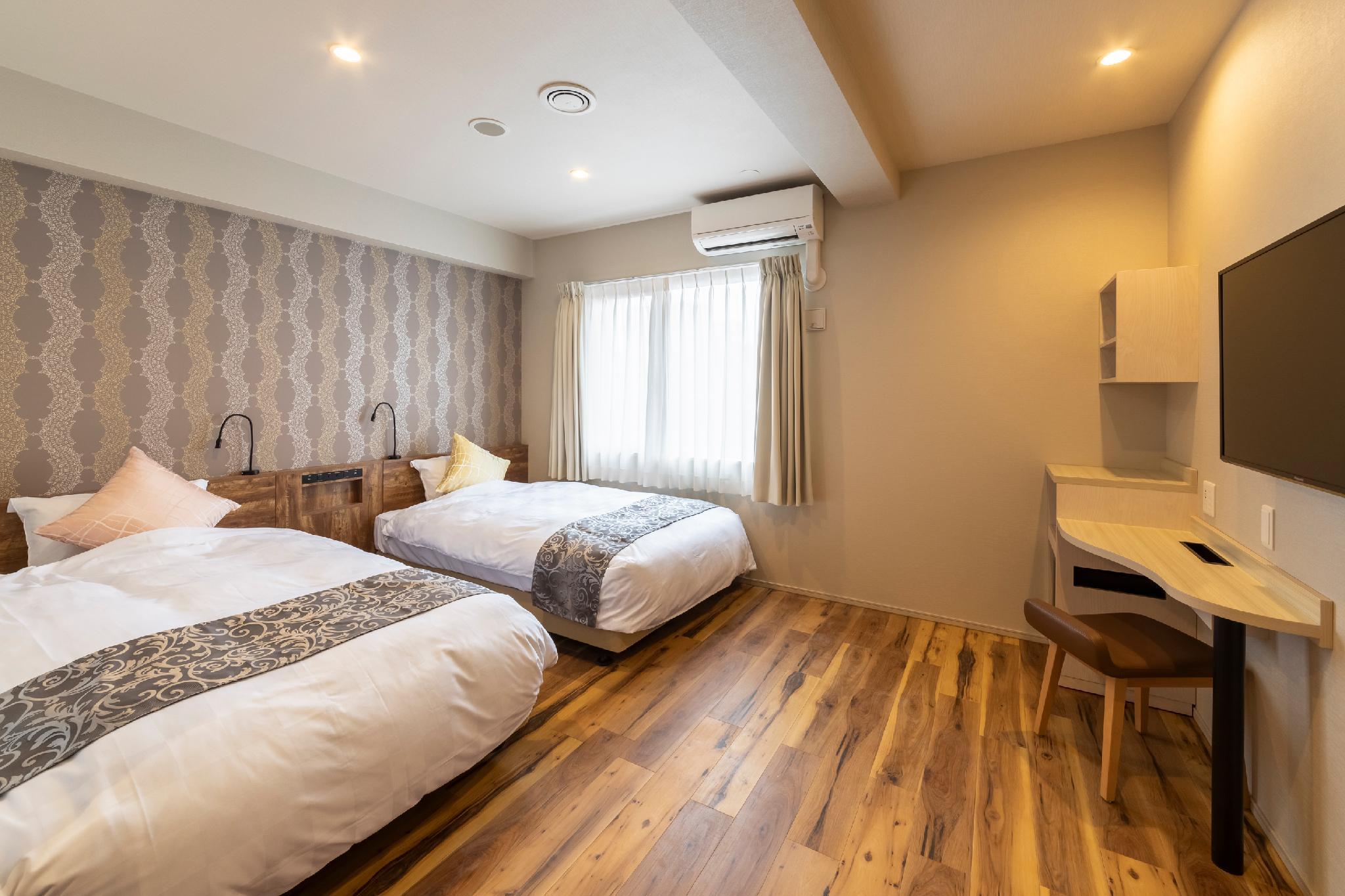 Semi Room, Deluxe, Single Bed, 2 Semi Double Beds