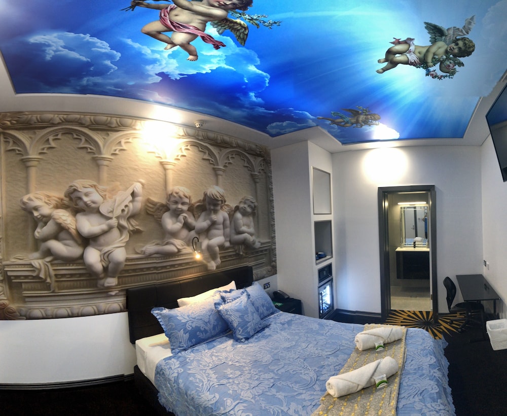 Amelia Budget Hotel 34/34