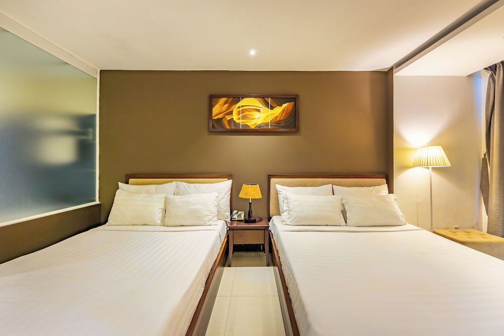 PREMIER, TWIN BEDS