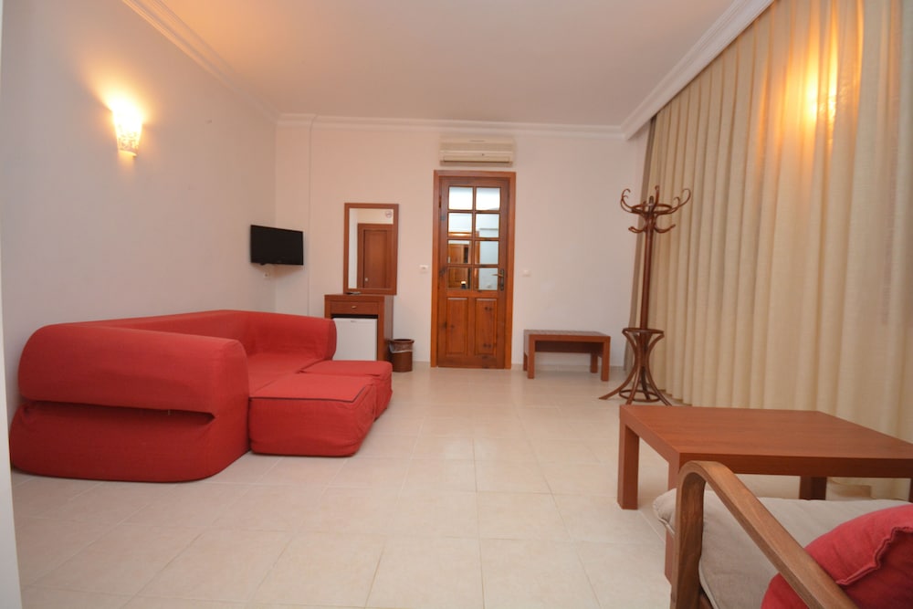Saray Hotel 7/24