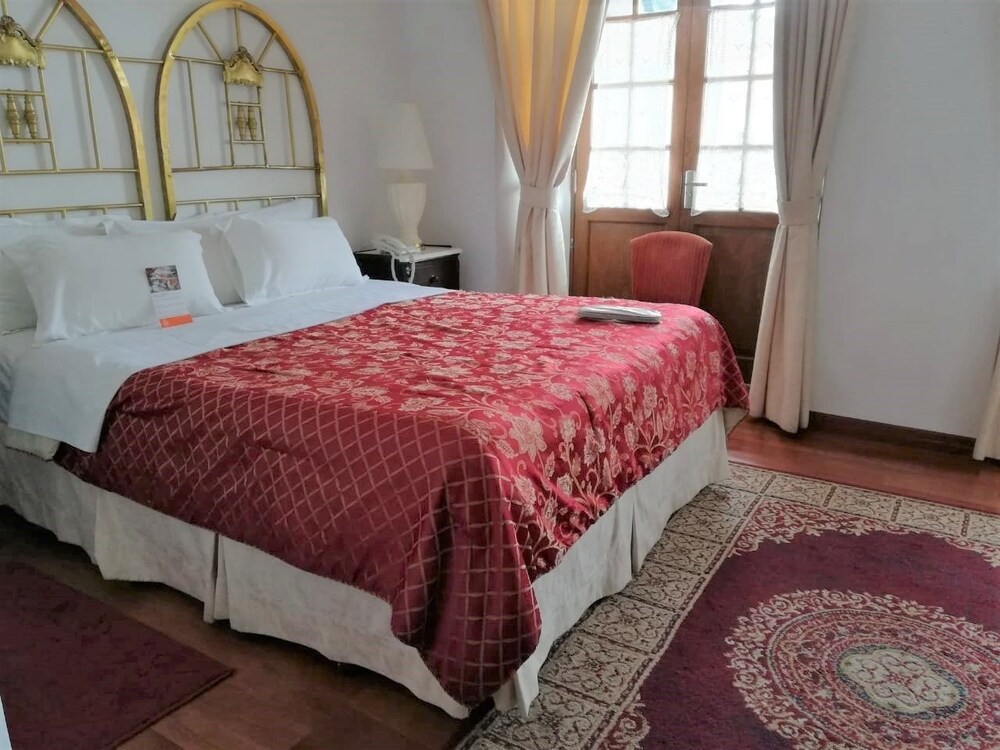 Parador Santa Maria La Real 11/36