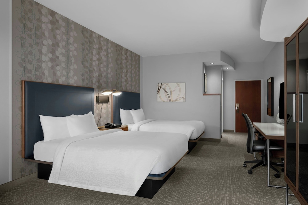Room, 2 Queen Beds, Sofa