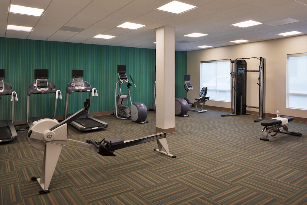 Holiday Inn Express Suites Portland Airport Cascade Stn 25/49