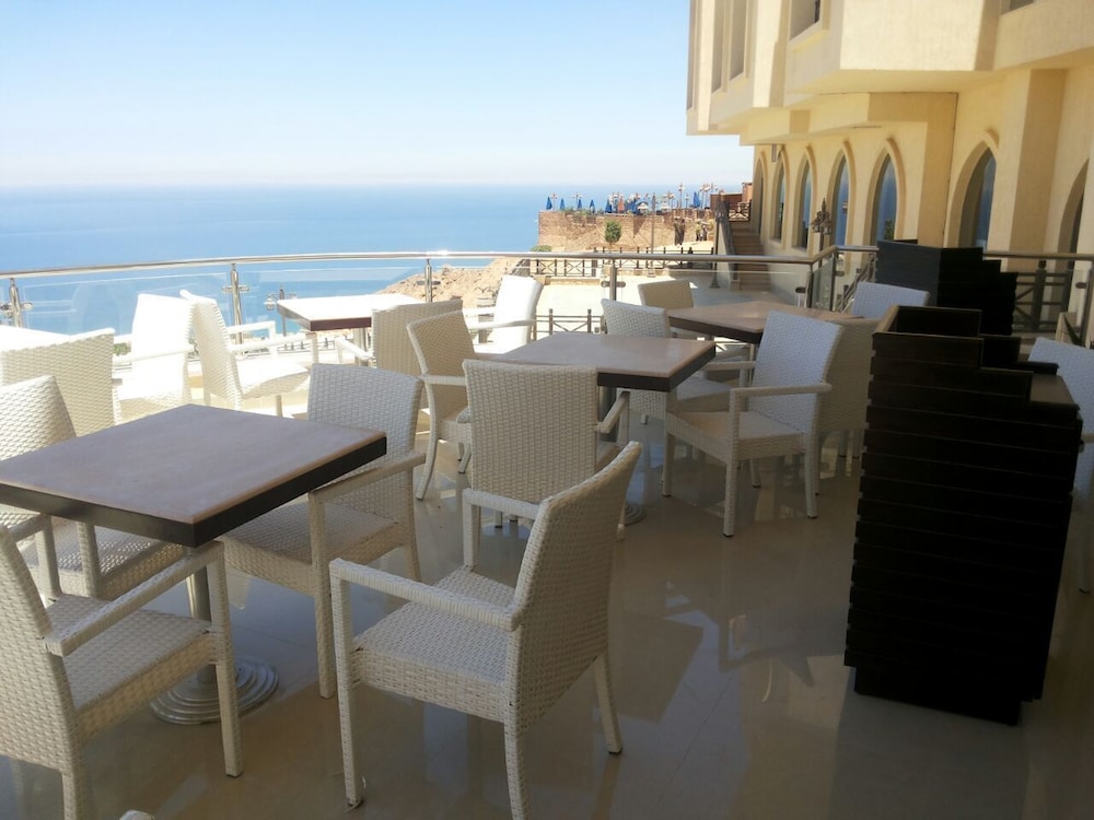 El Jabal Sokhna Hotel 7/28