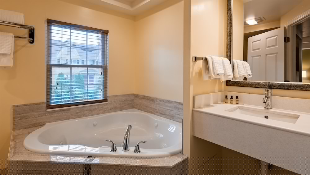 Best Western Plus Cold Spring 31/46