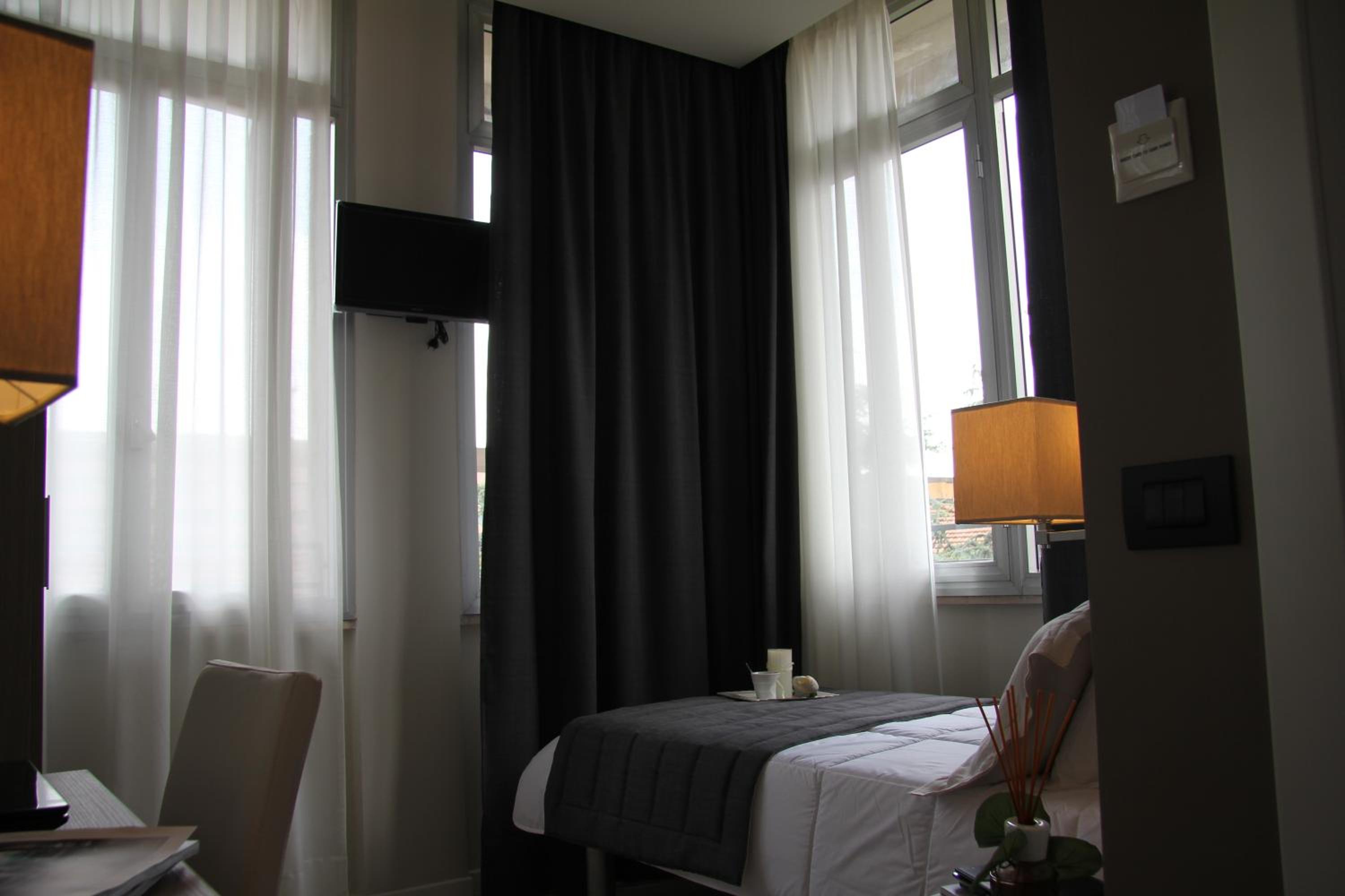 غرفة مفردة، Hotel Zara Milano 5/9