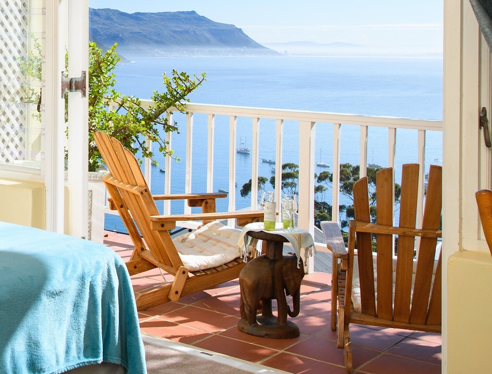 Albatross Guest House 32/68