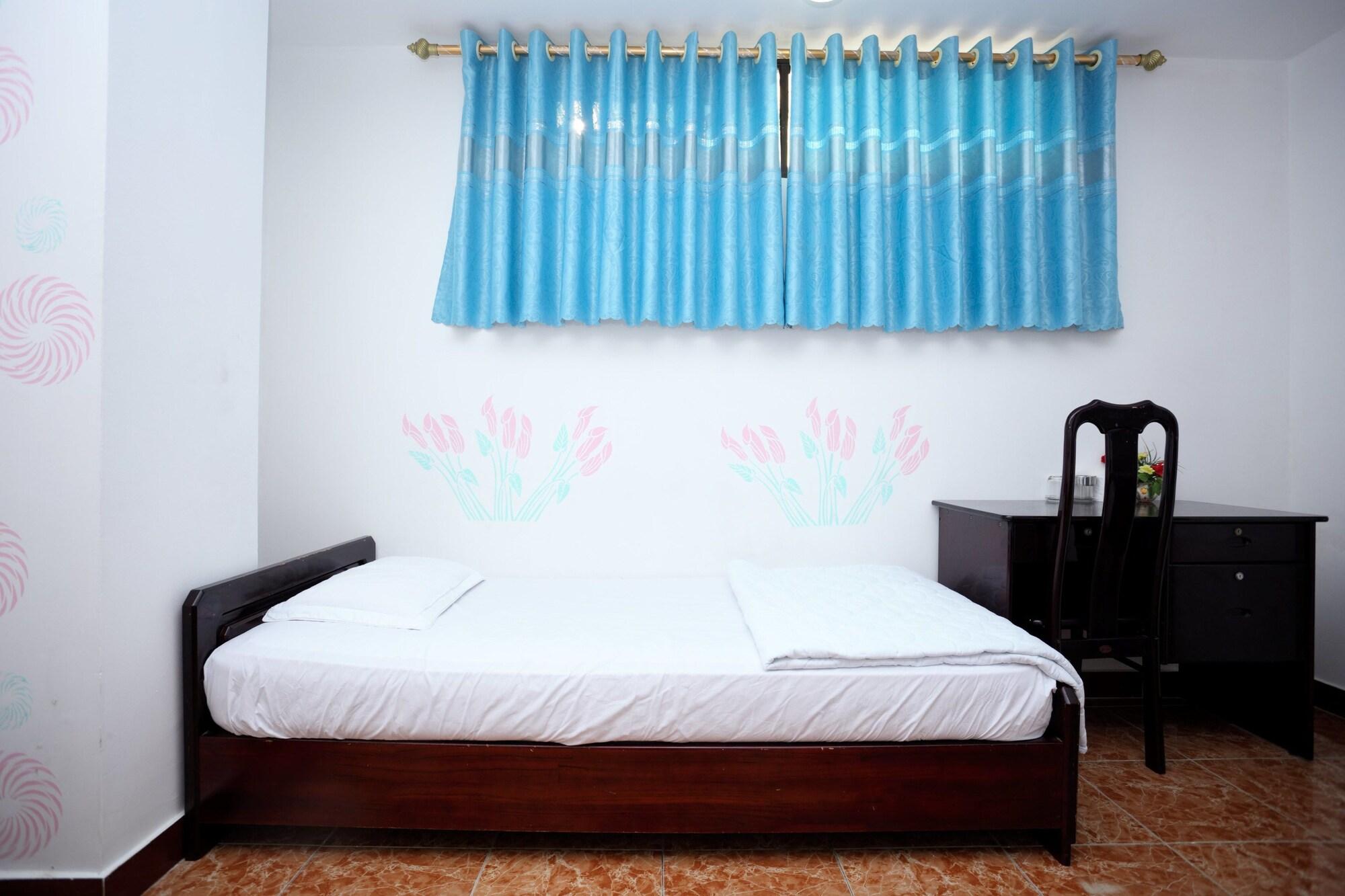Thanh Lan Hotel 4/98
