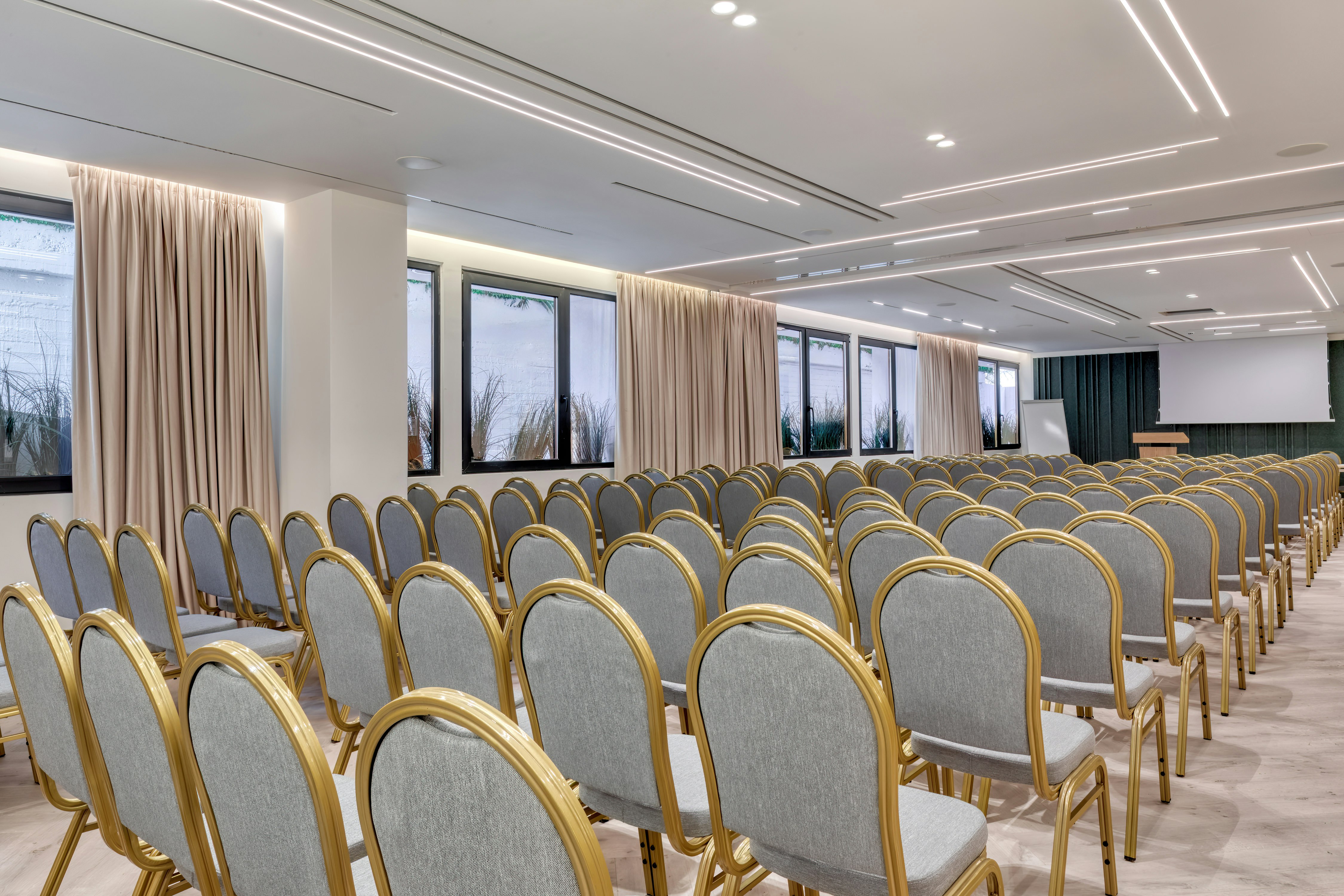 Hilton Garden Inn Athens Syggrou Avenue 52/69