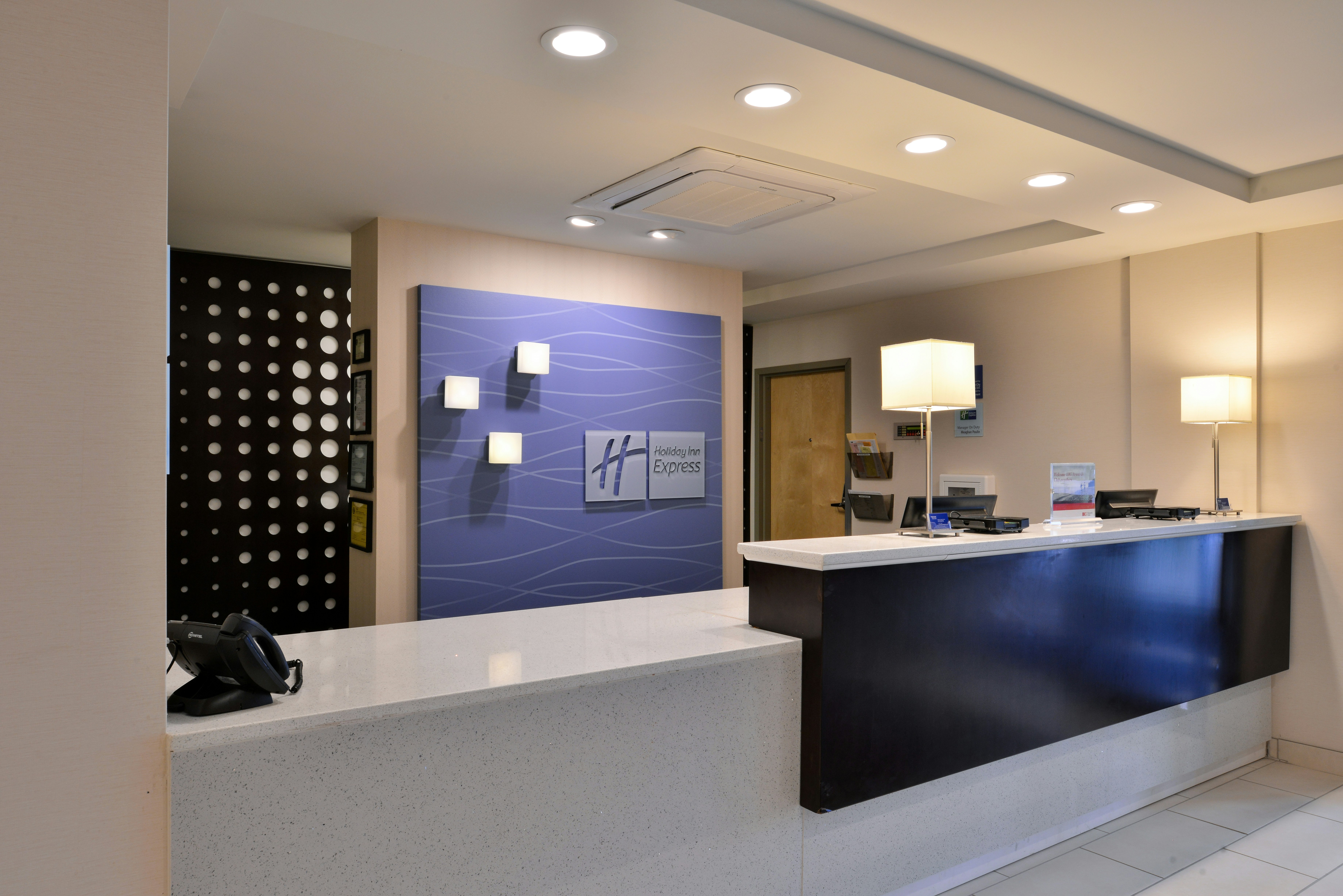 Holiday Inn Express & Suites West Ocean City 6/50