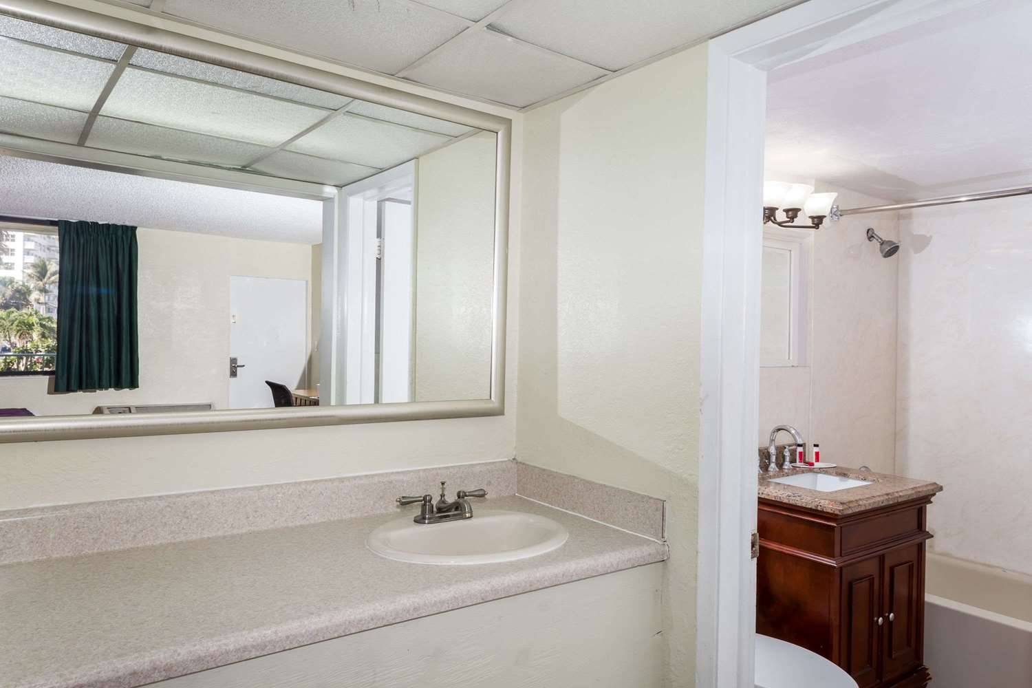 Ocean Reef Hotel 15/15