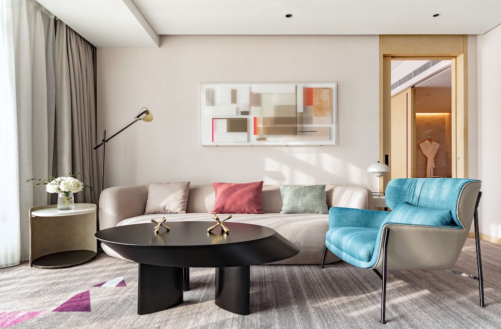 Hilton Garden Inn Shenzhen World Exhibition & Convention Center 33/48