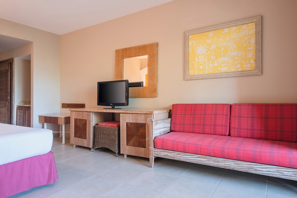 Iberostar Waves Bahia 44/61