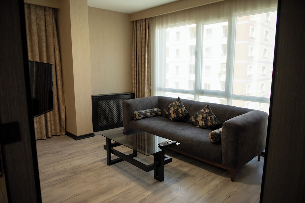 Hera Suit Atasehir 35/47