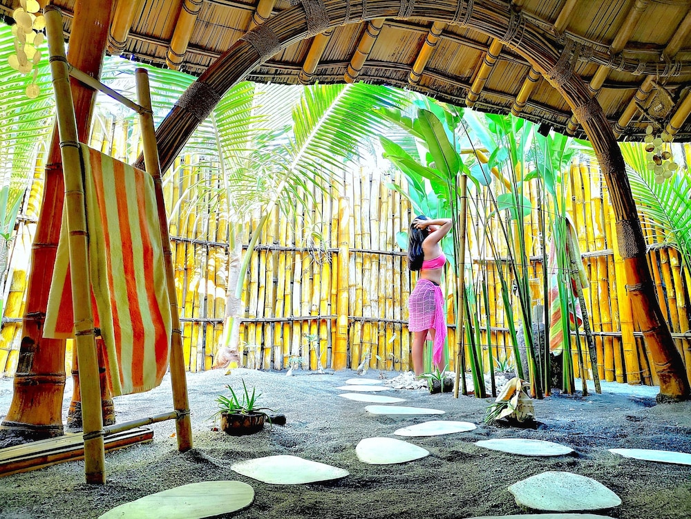 Coconut Garden Beach Resort 39/47