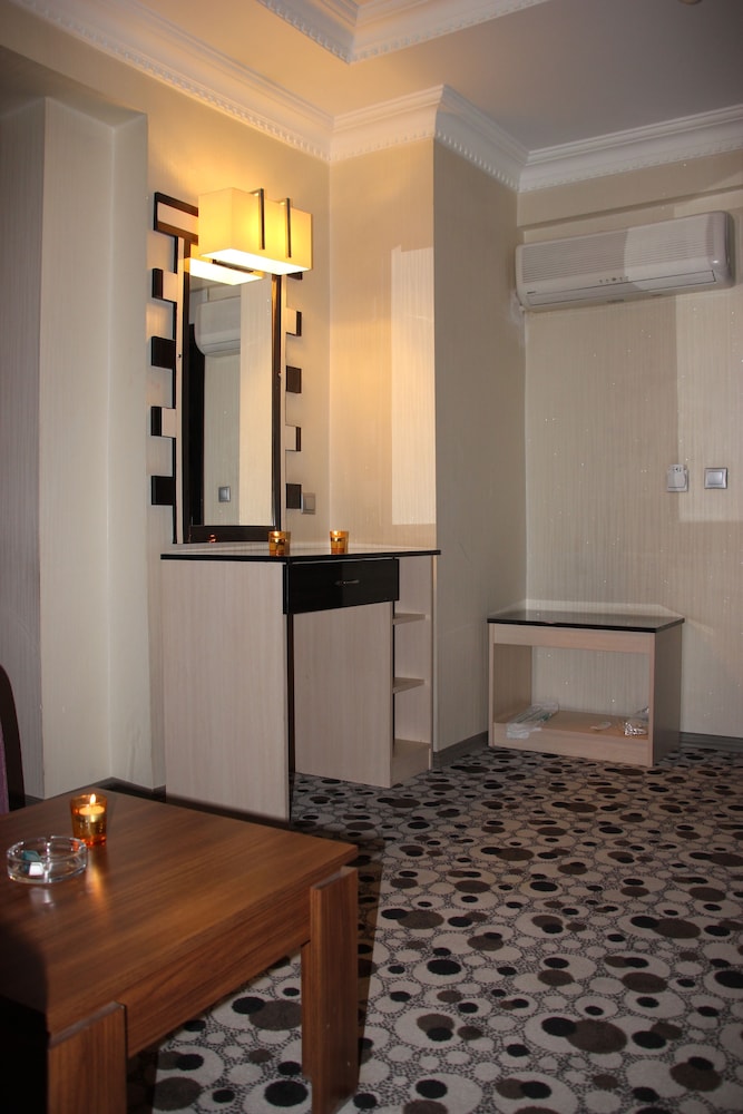 Ankara Risiss Hotel 11/74