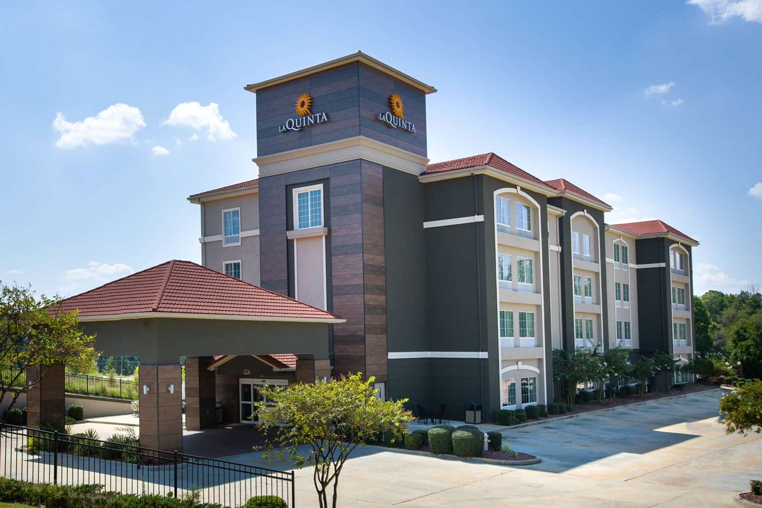La Quinta Inn & Suites by Wyndham Tupelo in TUPELO - MS