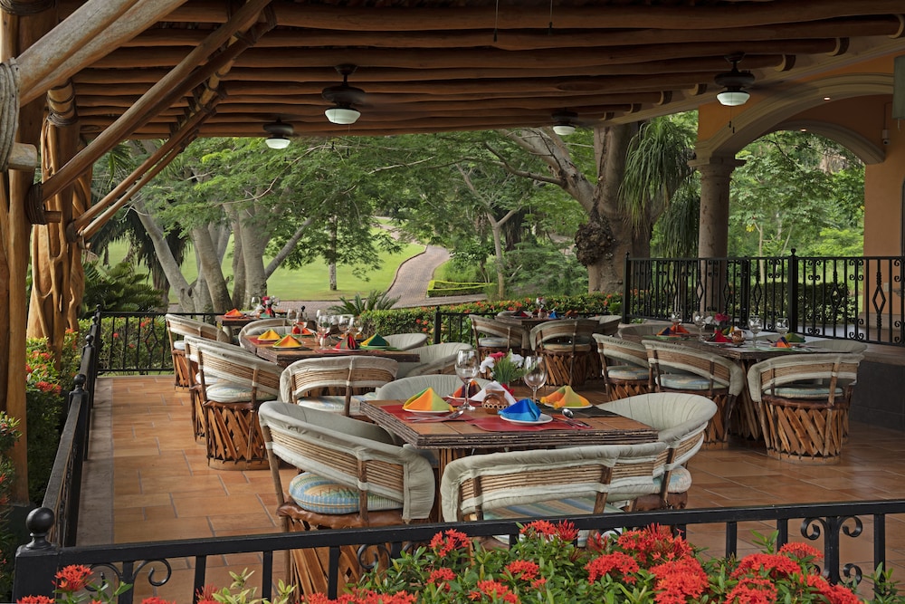 El Corazon Resort 26/48