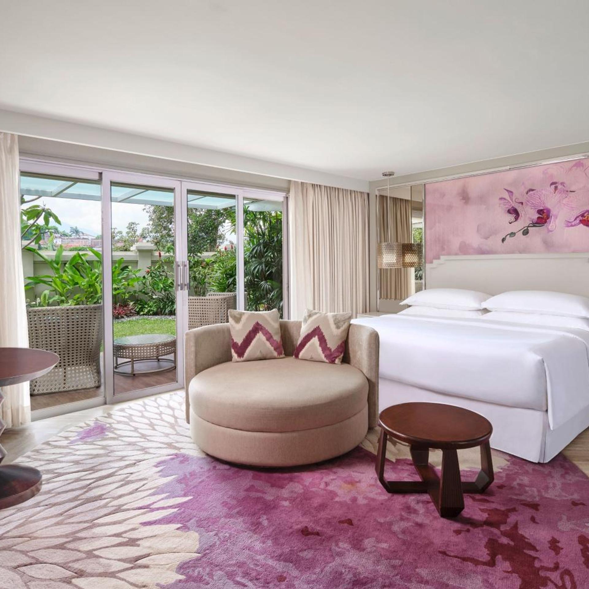 Tower, Cabana, King Bed