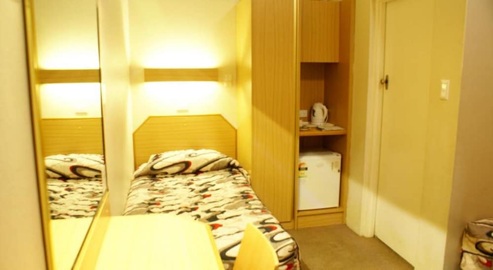 Country Lodge Motor Inn 22/50