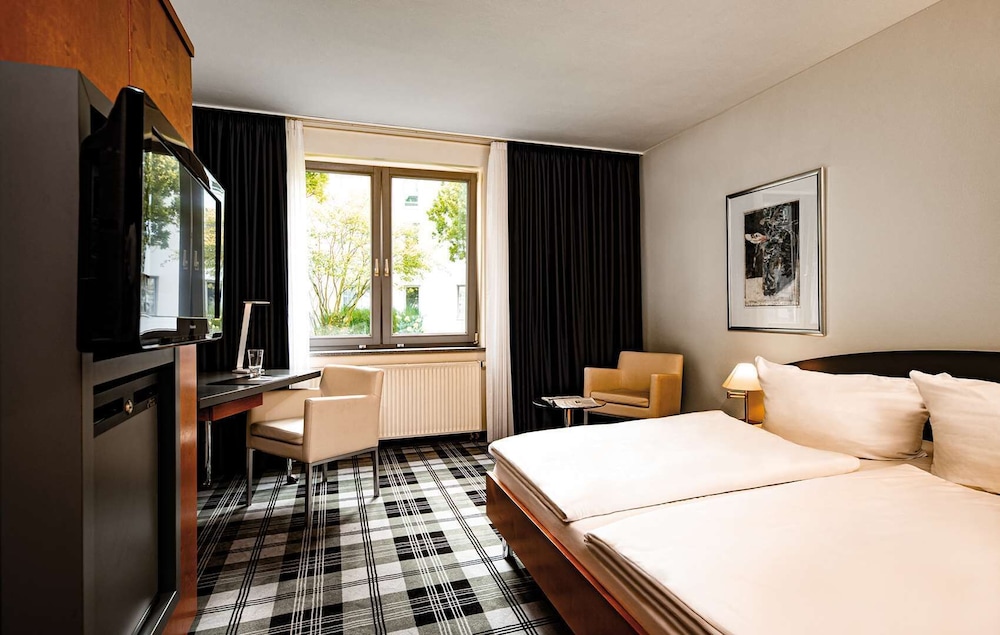 MEDIAN HOTEL HANNOVER LEHRTE 11/63