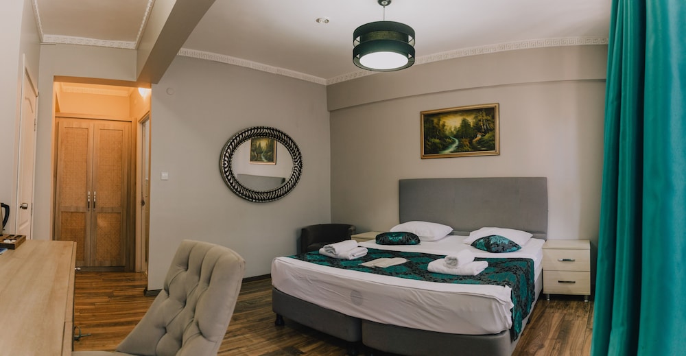 Hotel Prinkipos 16/26