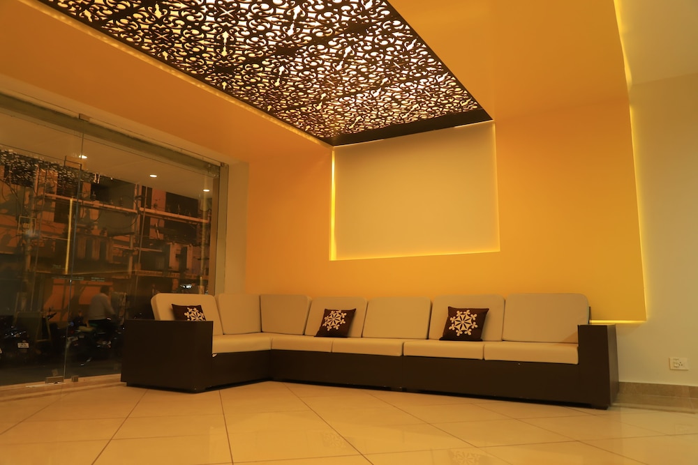 T.M Hotel 5/37