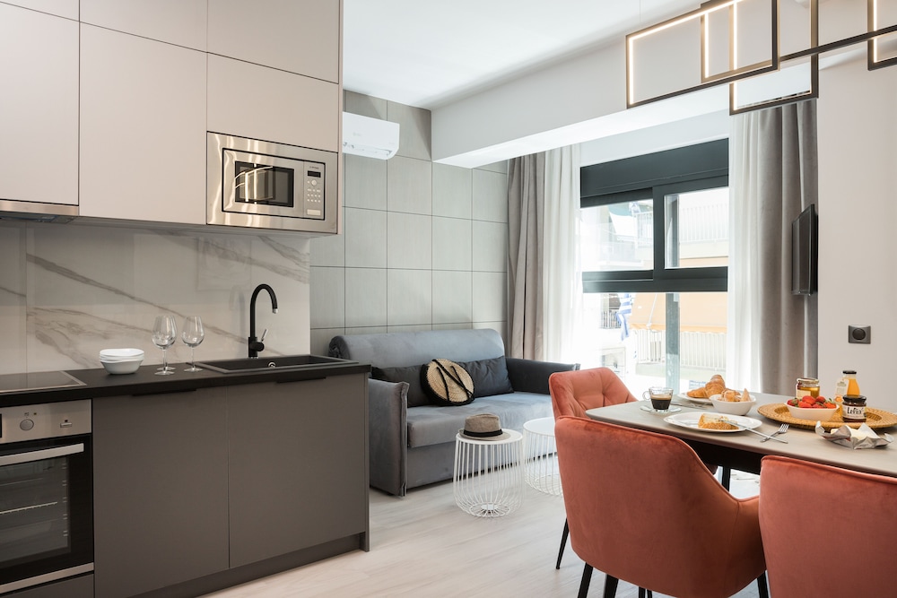 LUX&EASY Athens Downtown Apartments 40/50