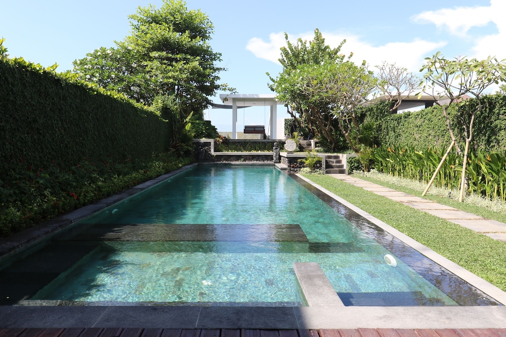Bali Diamond Villas 80/86