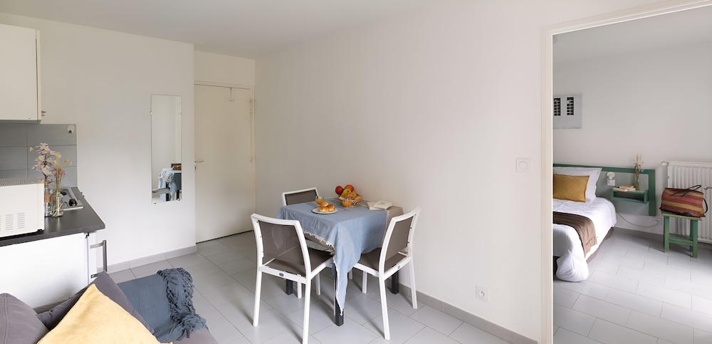 Hotel Hr 23/50