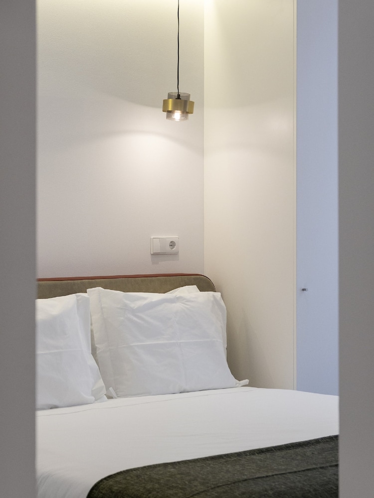 Lisbon Serviced Apartments - Chiado Emenda 43/70