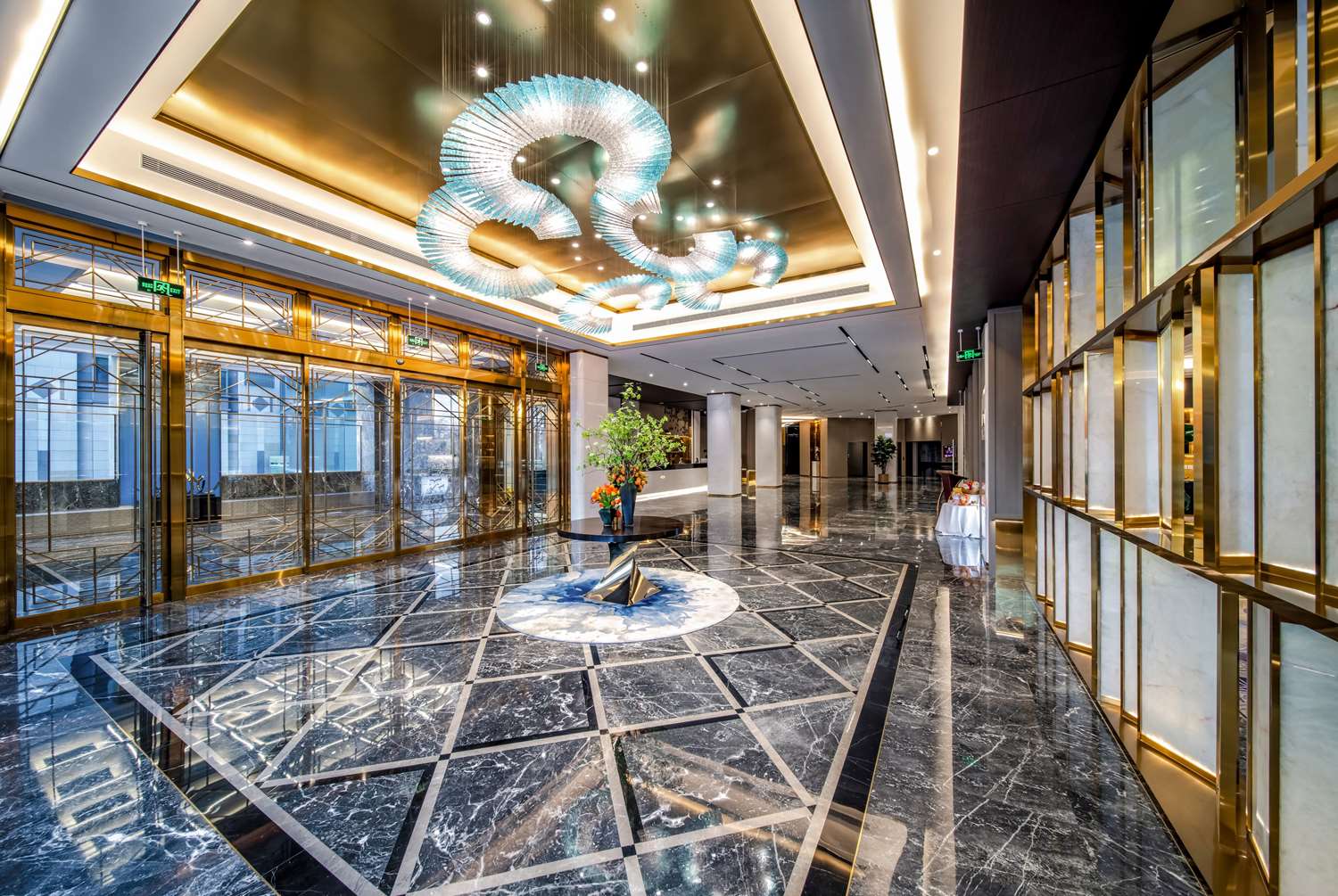 Howard Johnson by Wyndham Paragon Hotel Beijing 13/40