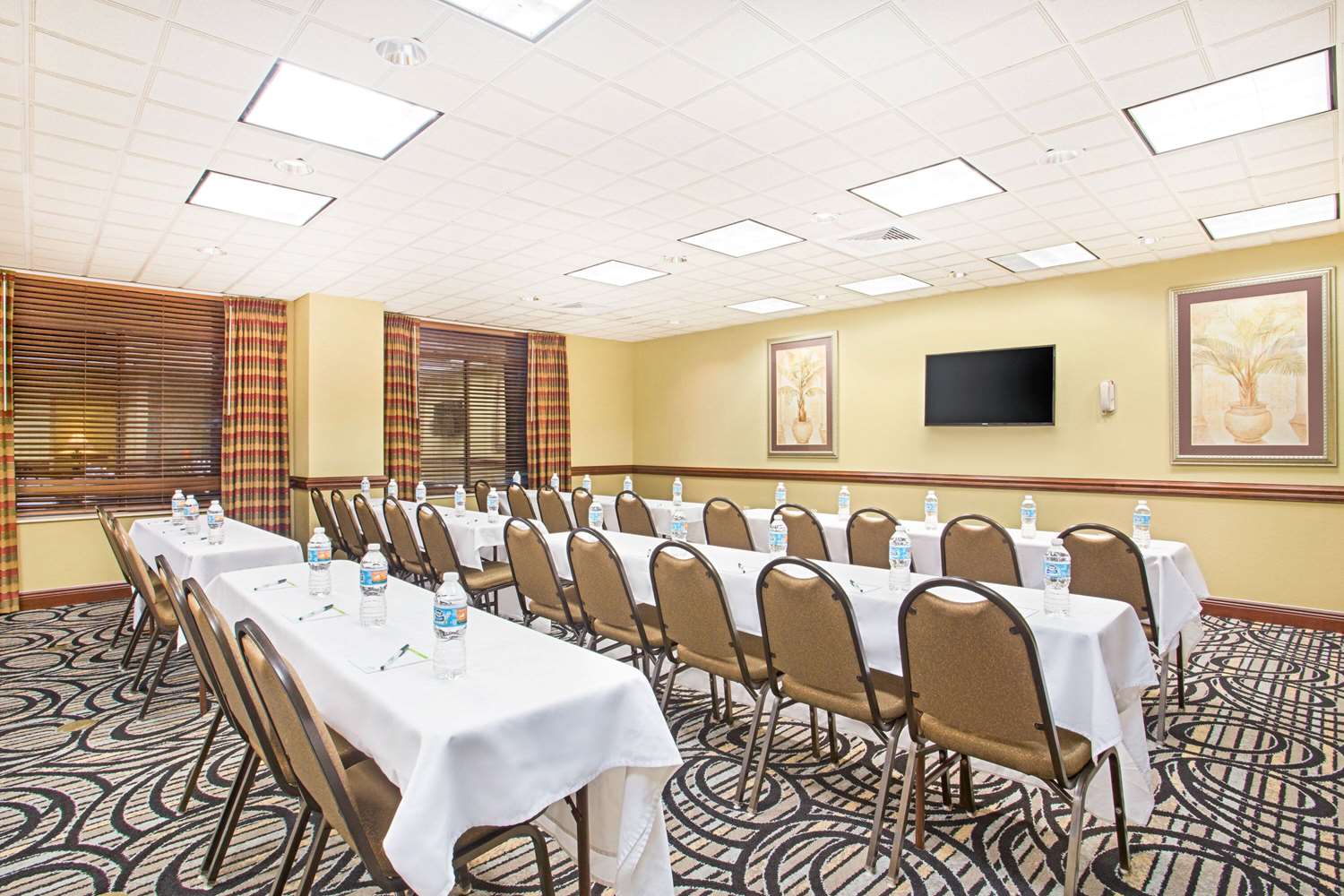 Holiday Inn Express Mobile I-65, an IHG Hotel 33/41