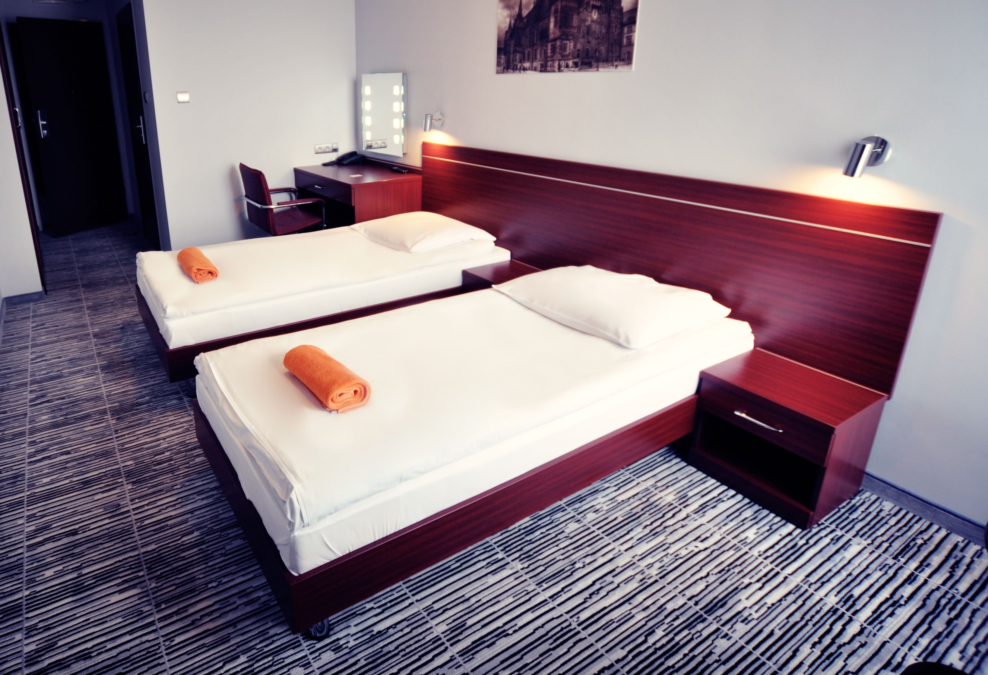 ROOM, SINGLE, DOUBLE BED