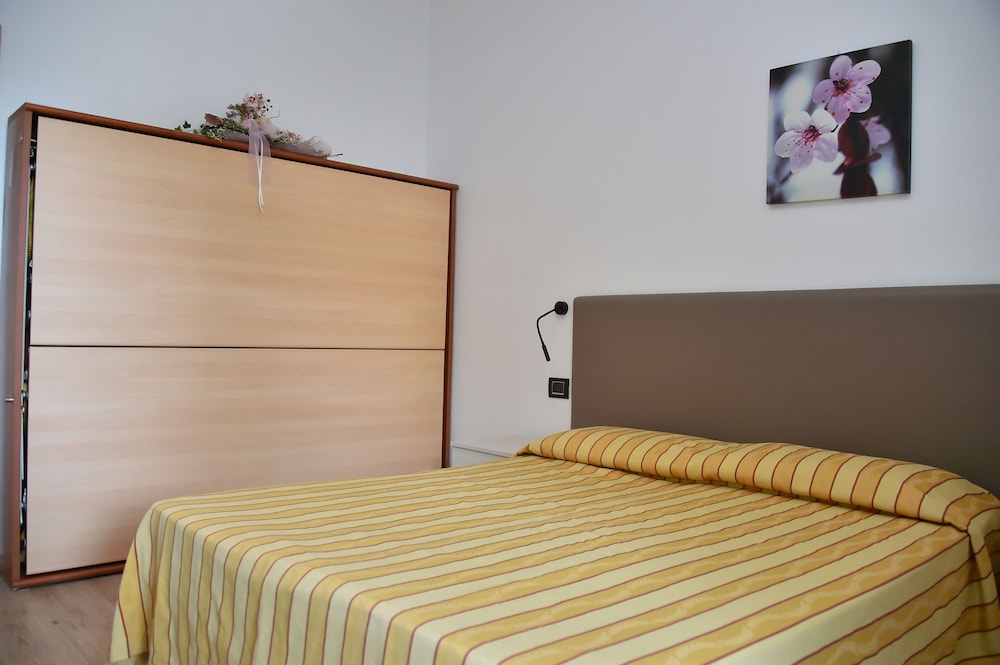 Hotel Golf 25/73