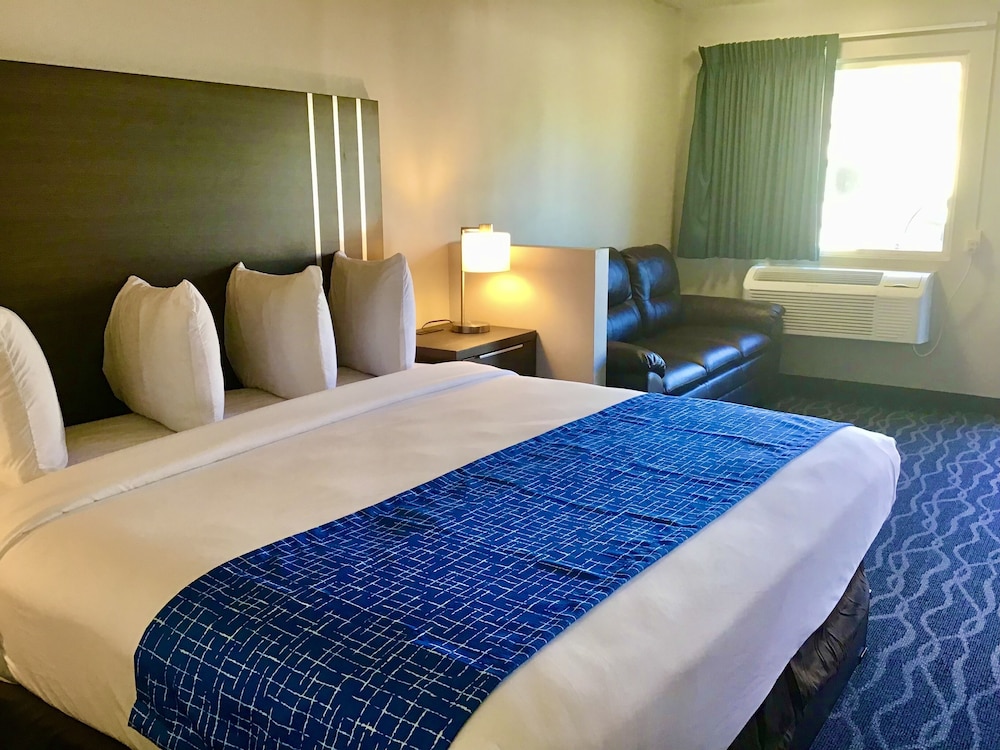 Travelodge Inn & Suites by Wyndham Missoula University Park 6/28