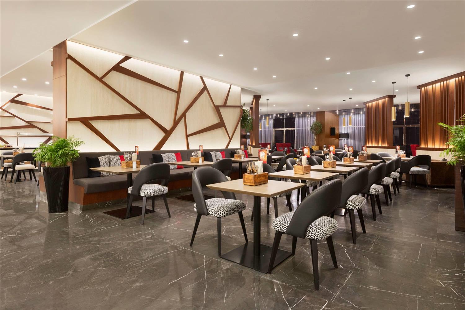 Tryp By Wyndham Dubai 23/48