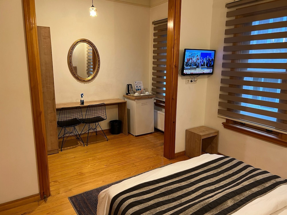 Belizia Hotel 8/61