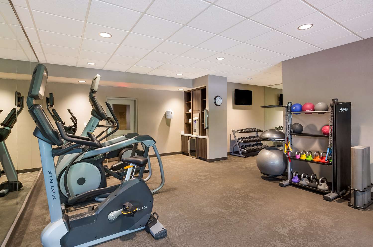 Sonesta ES Suites Parsippany Morris Plains 22/54