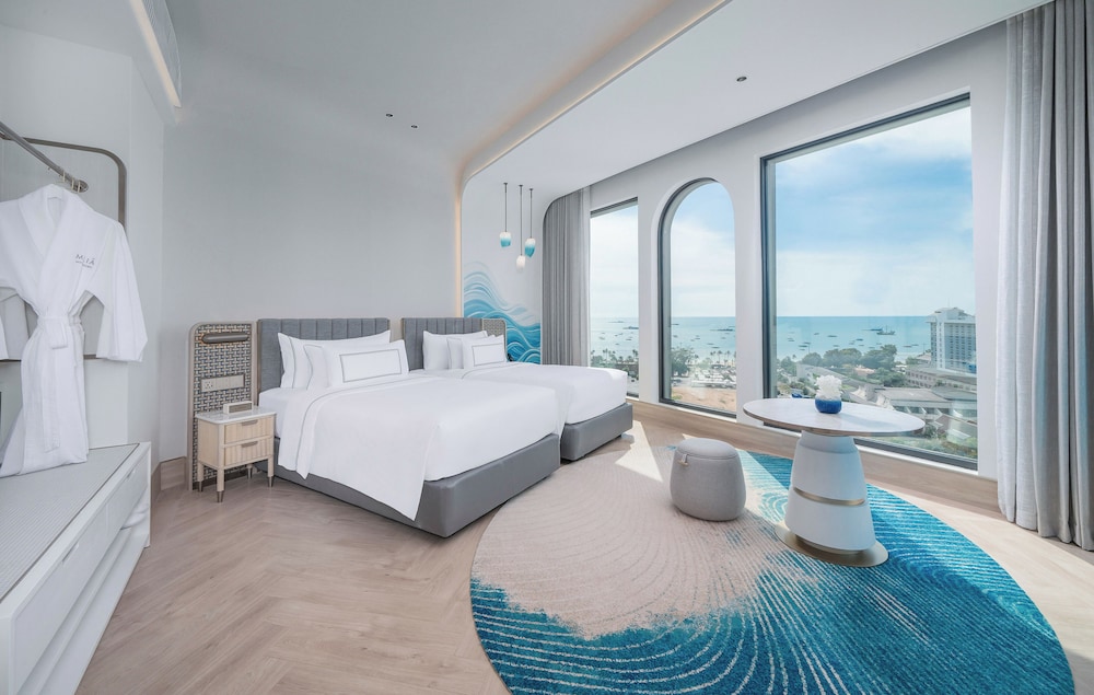 Presidential, the Level, Suite, King and Twin Beds