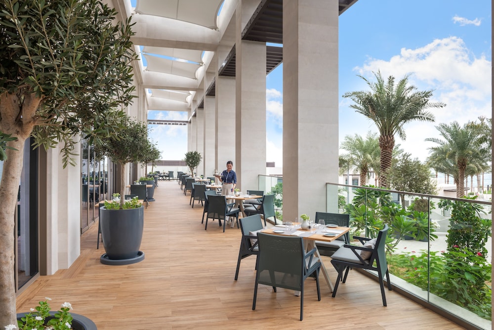 Address Beach Resort Fujairah 33/50