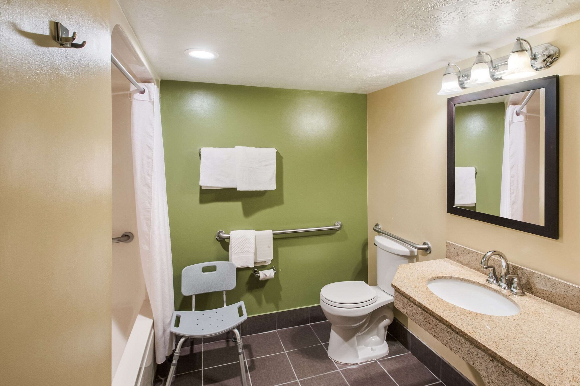 غرفة بسرير كوين لذوي الإعاقة، Sleep Inn West Valley City - Salt Lake City South 5/5