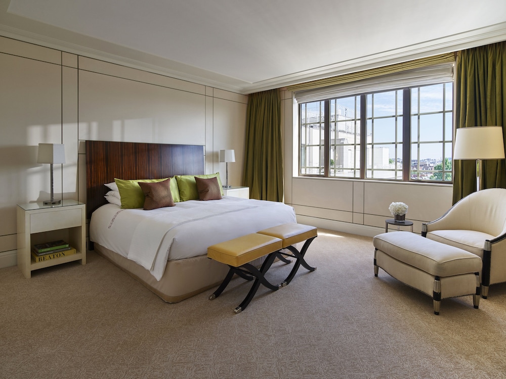 The Dorchester Hotel 20/48