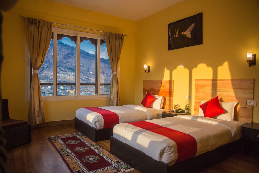 Bhutan Silverpine Resort 19/50