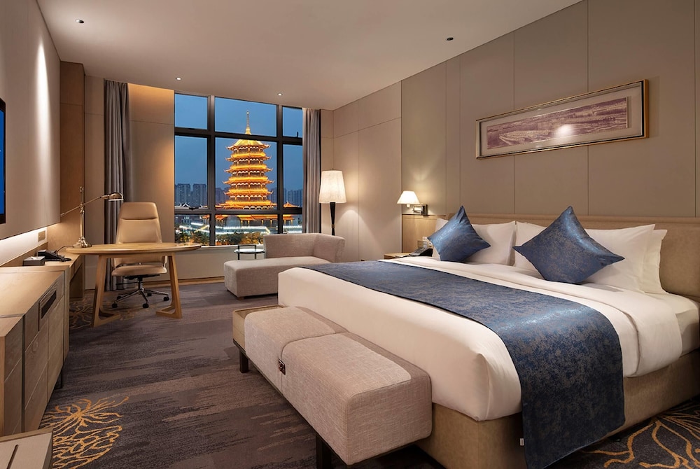 Howard Johnson by Wyndham Jimei Lake Plaza Xiamen 5/51