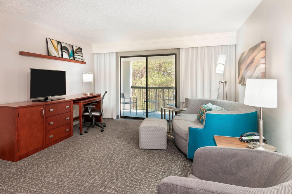 Courtyard By Marriott Asheville 26/39