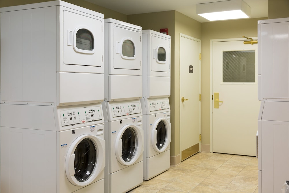 Staybridge Suites Toledo - Maumee 31/72